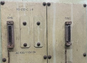 工作機械に搭載されるRS-232Cインターフェイス